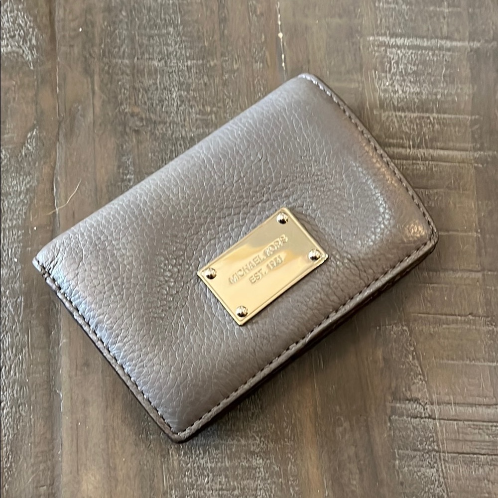 Michael Kors Gray Leather Card Holder